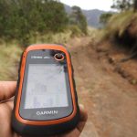 Vergelijking van het beste fietsnavigatiesysteem met modellen Garmin Edge, Wahoo Elemnt en Lezyne Mega XL GPS