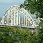 Nijmegen's Hidden Treasures: historische Stevenskerk en Waalbrug, groene initiatieven en culturele attracties
